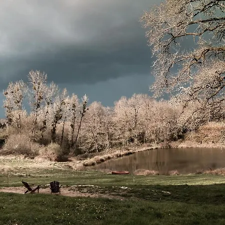 Le Pont De Maumy, Au Bord De L'etang Et Bain Nordique Farma *