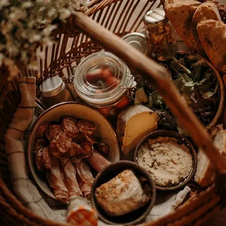 农家乐 Le Pont De Maumy, Au Bord De L'etang Et Bain Nordique *
